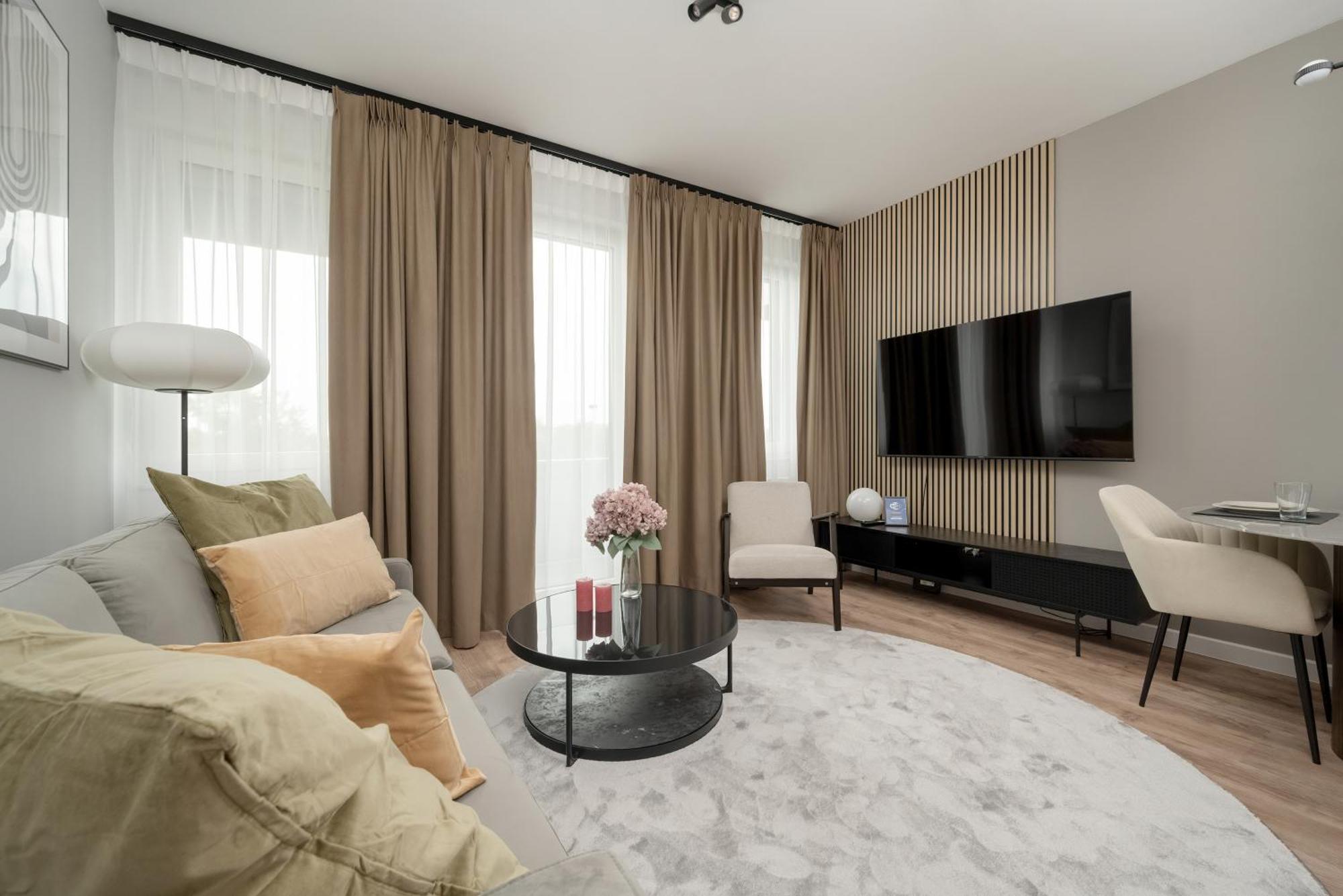 Apartamenty Zwycieska Z Klimatyzacja, Free Garage Wroclaw By Noclegi Renters מראה חיצוני תמונה