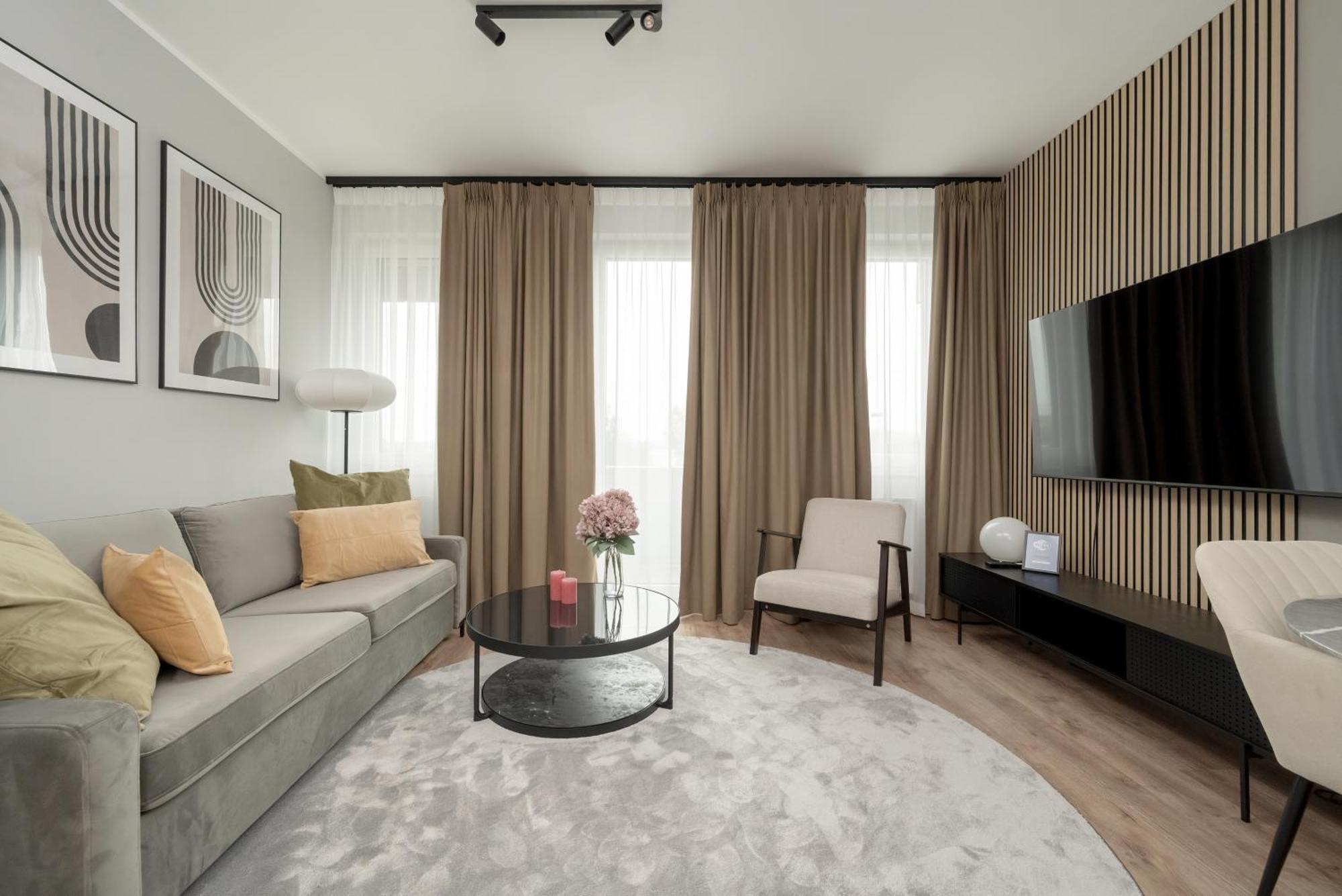 Apartamenty Zwycieska Z Klimatyzacja, Free Garage Wroclaw By Noclegi Renters מראה חיצוני תמונה