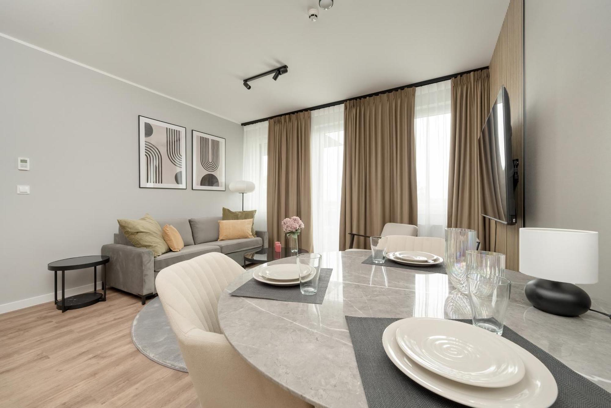 Apartamenty Zwycieska Z Klimatyzacja, Free Garage Wroclaw By Noclegi Renters מראה חיצוני תמונה